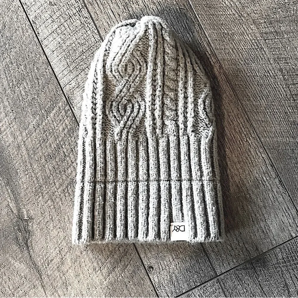 David & Young Gray Knit Hat. One Size.